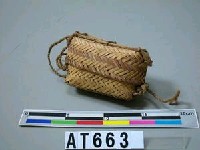 藏品(小籐盒)的圖片
